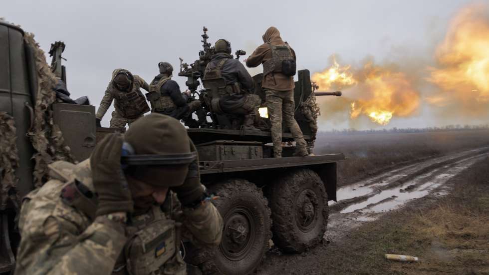 epaselect epa11036445 Ukrainian servicemen of 228 Separate Battalion of the 127th Separate Territorial Defence Brigade shoot the anti-aircraft artillery complex S-60 from their position on a frontline in Zaporizhzhia area, Ukraine, 18 December 2023. Russian troops entered Ukrainian territory in February 2022, starting a conflict that has provoked destruction and a humanitarian crisis.  EPA/YAKIV LIASHENKO