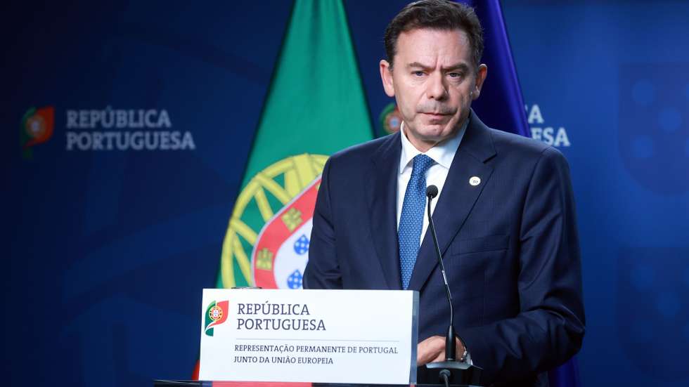 epa12199634 Portuguese Prime Minister Luis Montenegro gives a press conference during the EU leaders' Summit in Brussels, Belgium, 26 June 2025. EU leaders gather for a two-day summit to address geoeconomic challenges and the ongoing developments in Ukraine and the Middle East, among other topics.  EPA/OLIVIER HOSLET