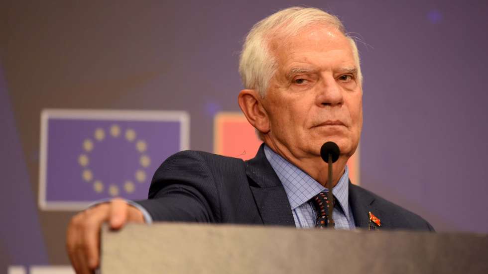 epa10070711 EU High Representative Josep Borrell attends a press conference with Montenegro's Prime Minister Dritan Abazovic and the EU Commissioner for Neighbourhood and Enlargement Oliver Varhelyi in Podgorica, Montenegro, 14 July 2022. High Representative Borrell and Commissioner Varhelyi visited Montenegro to attend the 11th Montenegro - EU Stabilisation and Association Council, the first one to be held outside of Brussels.  EPA/BORIS PEJOVIC