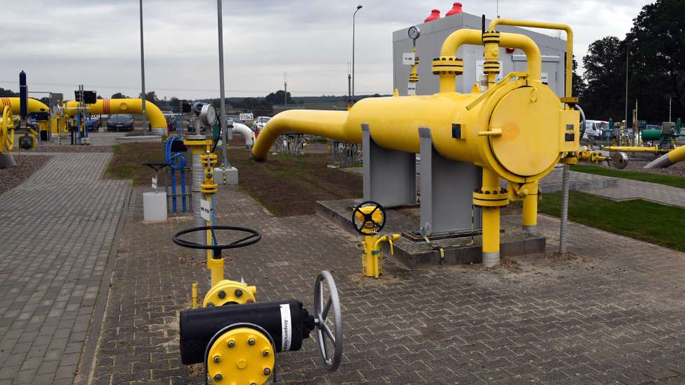 epa10208995 A view of the installation of the gas compressor station 'Goleniow', before the ceremonial opening of the 'Baltic Pipe' gas pipeline on the premises of the gas compressor station in the vicinity of Budno near Goleniow, Poland, 27 September 2022.  EPA/MARCIN BIELECKI POLAND OUT