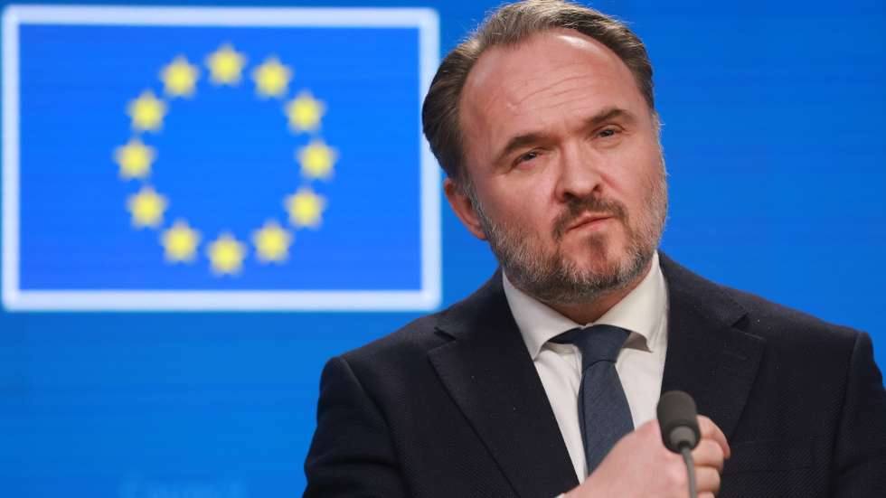 epa12862073 European Commissioner for Energy and Housing Dan Jorgensen holds a press conference following an informal video conference of EU energy ministers in Brussels, Belgium, 31 March 2026. The ministers discussed developments in global energy markets, including the impact of geopolitical tensions in the Middle East on gas supplies and prices, as well as EU coordination on energy security and affordability, according to the European Commission.  EPA/OLIVIER HOSLET
