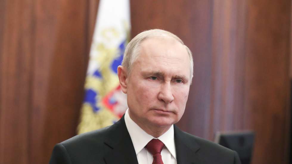 epa09030811 Russian President Vladimir Putin delivers his address to war veterans, military personnel, the civilian staff of the Russian Armed Forces, and Russian citizens in general on Defender of the Fatherland Day via video link from the Kremlin in Moscow, Russia, 23 February 2021. The nationwide Defender of the Fatherland Day is annually celebrated in Russia on 23 February.  EPA/MIKHAIL KLIMENTYEV/SPUTNIK/KREMLIN POOL MANDATORY CREDIT