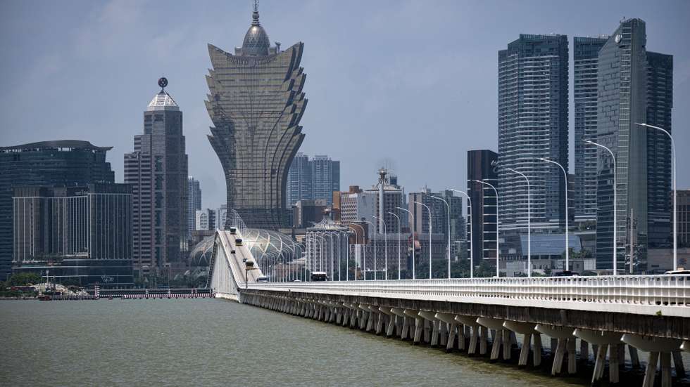 A Ponte Governador Nobre de Carvalho, aberta à circulação a 05 de outubro de 1974, depois de obras entre 1970 e 1974, comemora 50 anos de existência, em Macau, China, 24 de agosto de 2024. Com 2570 metros de comprimento, a obra foi renovada em 2005, estando apenas aberta ao tráfego de transportes públicos e veículos especiais. (ACOMPANHA TEXTO DA LUSA DO DIA 22 DE SETEMBRO DE 2024). GONÇALO LOBO PINHEIRO/LUSA