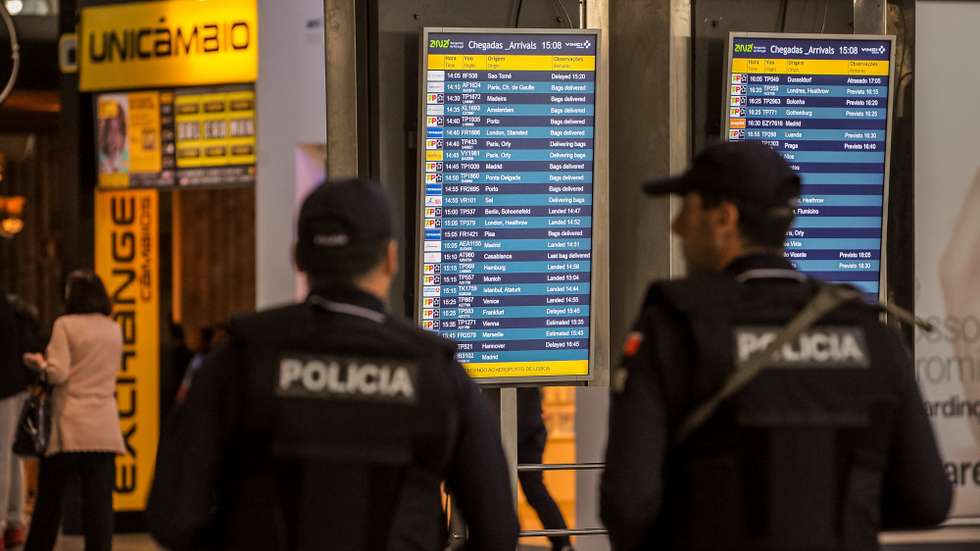 A operação foi levada a cabo pela a Unidade Nacional de Combate ao Tráfico de Estupefacientes da Polícia Judiciária.