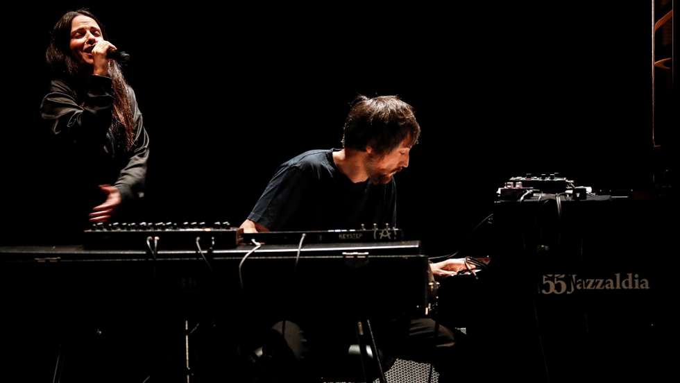 epa08560779 Portuguese singer Lina (L) and Spanish producer and keyboardist Raul Refree (R) perform onstage during the 55th San Sebastian Jazz Festival, in San Sebastian, Spain, 22 July 2020. The event had to change their initial schedule due to the ongoing COVID-19 coronavirus pandemic and adjust it to those artists who could guarantee their stay in the city. Festival-goers have to follow protective measures to get access to the concerts, reports state.  EPA/Javier Etxezarreta