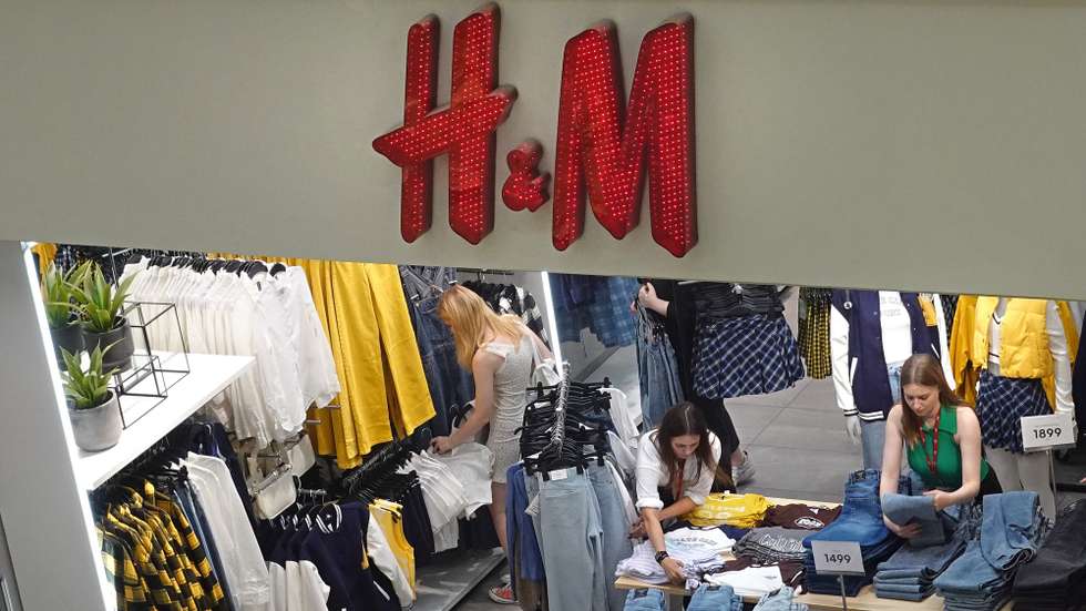 epa10104115 A logo of H&amp;M Group (Hennes &amp; Mauritz AB) multinational clothing company is seen on a store in the Metropolis shopping mall in Moscow, Russia, 03 August 2022. H&amp;M Group (H &amp; M Hennes &amp; Mauritz AB) multinational clothing company announced in July 2022 of its decision to wind down its business in Russia due to 'current operational challenges and an unpredictable future'. As part of this process the company reopens its physical stores for selling remaining stock in Russia. Earlier, in March 2022 the company paused all sales in Russia, being among some other brands which announced the suspension or limitation of their business in Russia as the result of sanctions imposed by the West on Russia in response to what the Russian President declared as a 'Special Military Operation' in Ukraine. Russian troops entered Ukraine on 24 February 2022, prompting a series of severe economic sanctions imposed by Western countries on Russia.  EPA/MAXIM SHIPENKOV