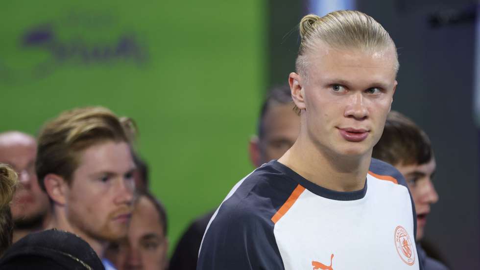 epa11041133 Manchester City's Erling Haaland reacts ahead of the FIFA Club World Cup 2023 final match between Manchester City and Fluminense FC in Jeddah, Saudi Arabia, 22 December 2023.  EPA/ALI HAIDER
