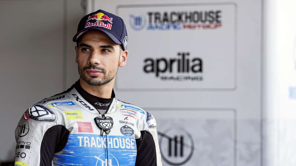 epa11515941 Portuguese rider Miguel Oliveira of the Aprilia Racing Independent Team attends the pre-event ahead of the Motorcycling Grand Prix of Great Britain at the Silverstone race track, in Silverstone, Britain, 01 August 2024. The 2024 British Grand Prix takes place on 02-04 August 2024.  EPA/TIM KEETON