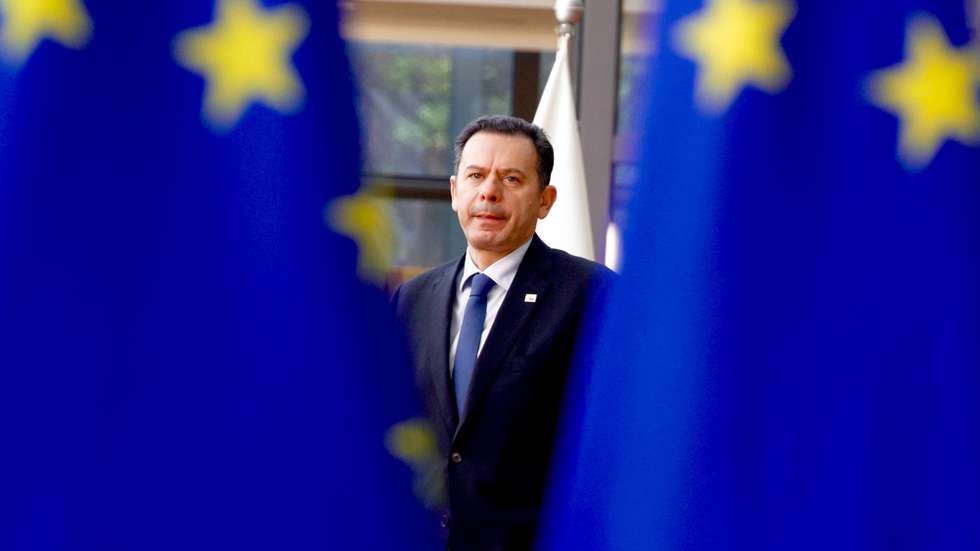 epa11975386 Portugal’s Prime Minister Luis Montenegro arrives for a European Council summit in Brussels, Belgium, 20 March 2025. Competitiveness, the latest developments in Ukraine and the European defense policy will be discussed by EU leaders at the summit.  EPA/OLIVIER MATTHYS