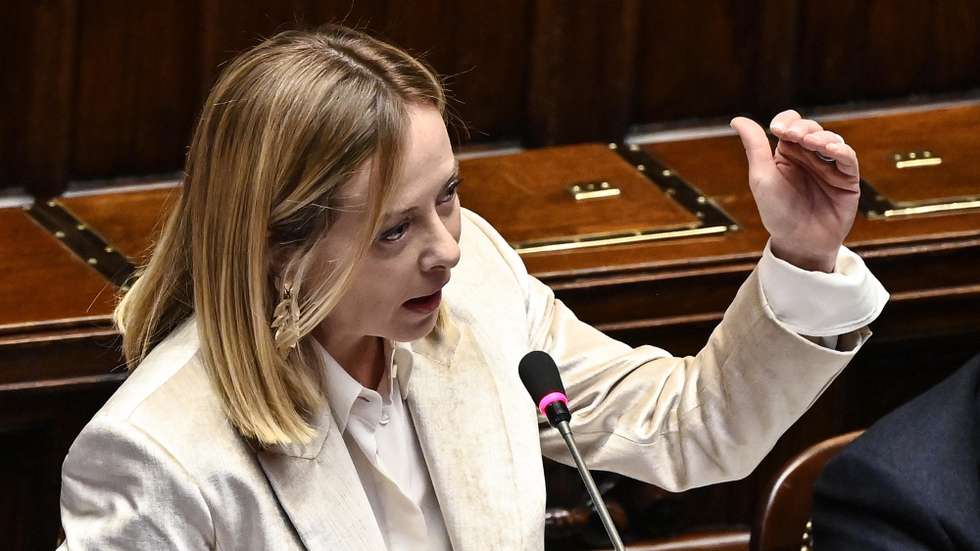 epa11973514 Italian Prime Minister Giorgia Meloni gestures as she reports to the Chamber of Deputies on the upcoming European Council meeting, in Rome, Italy, 19 March 2025.  EPA/RICCARDO ANTIMIANI