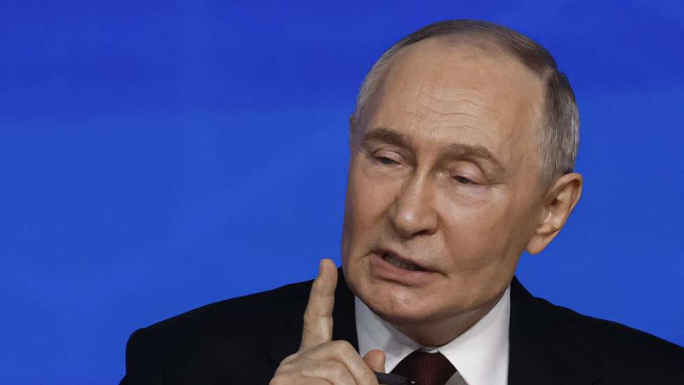 epa12602582 Russian President Vladimir Putin gestures as he answers questions during his annual live broadcast press conference with Russian federal, regional, and foreign media at the Gostiny Dvor forum hall in Moscow, Russia, 19 December 2025. Russian President Vladimir Putin on 19 December holds his end-of-year press conference and the 'Direct Line with Vladimir Putin' televised event, where he will answer citizens' questions focusing on domestic issues.  EPA/SERGEI ILNITSKY