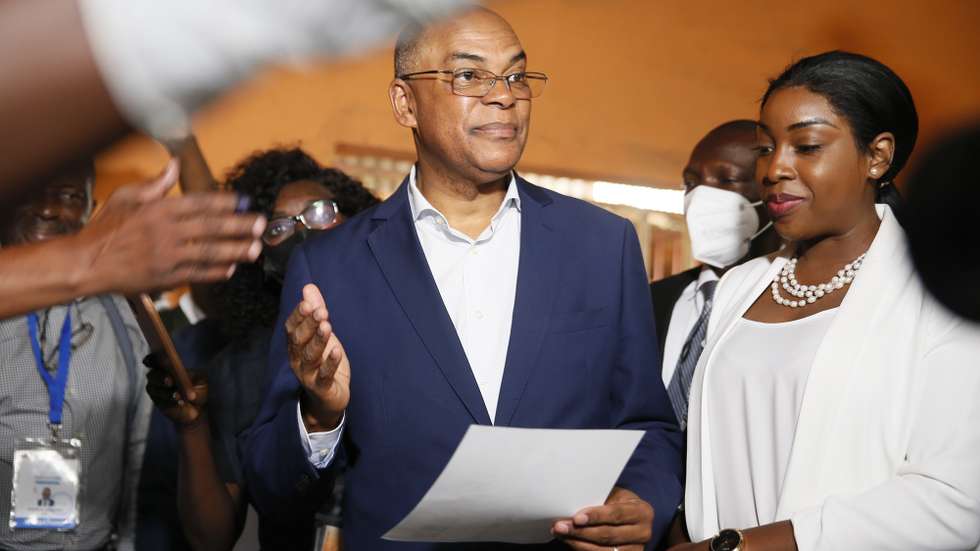 The leader of UNITA Adalberto da Costa Junior casts his ballot in the general elections at a polling station in Luanda, Angola, 24 August 2022. Nearly 14.4 million Angolans are being called to vote today in general elections, a process that the opposition considers lacking transparency, but that the government believes and considers exemplary. AMPE ROGERIO/LUSA