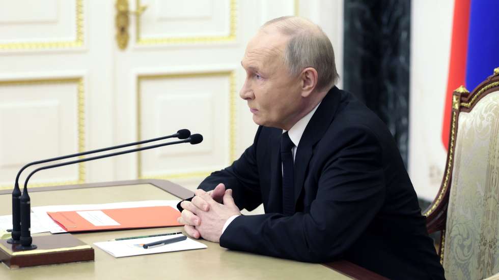 epa11273222 Russia President Vladimir Putin holds a videoconference meeting to discuss the flood aftermath in the Orenburg, Kurgan, and Tyumen regions, in Moscow, Russia, 11 April 2024. Regional governor Denis Pasler informed Russian President Vladimir Putin that the flood situation in the Orenburg region has reached its peak. The most difficult situation is in Orenburg. According to the Russian Ministry of Emergency Situations, the water level in the Ural River has risen to 1060 cm. There are 2028 residential buildings and 2522 household plots remaining in the flood zone. The authorities of the Orenburg region have reported that 7,800 people, including 2,117 children, have been evacuated from flooded homes and personal plots. The most challenging flood situation remains in Orsk, Orenburg, Orenburg, and Ilek regions.  EPA/GAVRIIL GRIGOROV/SPUTNIK/KREMLIN POOL MANDATORY CREDIT