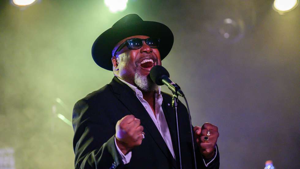 epa10576591 American singer and songwriter Big Daddy Wilson performs during his concert at the Veszprem Blues Festival in Veszprem, Hungary, 16 April 2023 (issued 17 April 2023). The event is part of the Veszprem-Balaton European Capital of Culture 2023 program series.  EPA/Tamas Vasvari HUNGARY OUT