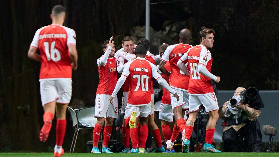 Abel Ruíz marcou a abrir, Vitinha aumentou a fechar e Sp. Braga vai ao Mónaco com dois golos de vantagem na eliminatória
