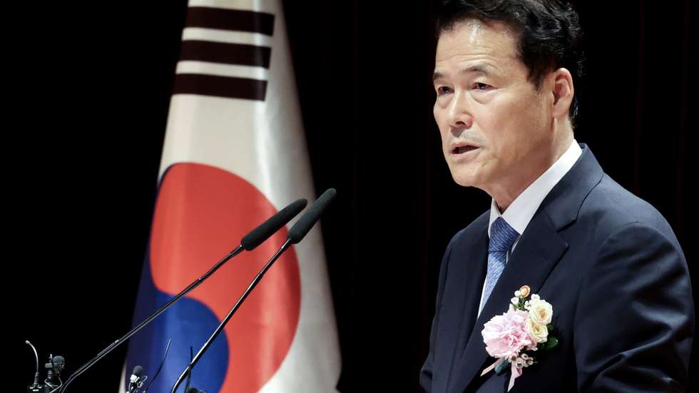 epa10772850 South Korea's new Unification Minister Kim Yung-ho delivers an inaugural speech at the government complex in Seoul, South Korea, 28 July 2023.  EPA/YONHAP SOUTH KOREA OUT