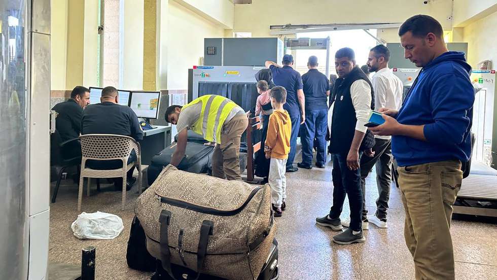Mais de 200 estrangeiros saíram quinta-feira de Gaza por Rafah