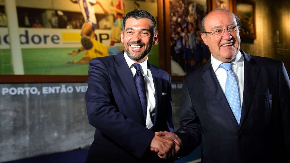 Também Vítor Baía, que é igualmente vice-presidente do FC Porto, pediu que "não se repitam erros que influenciam resultados"