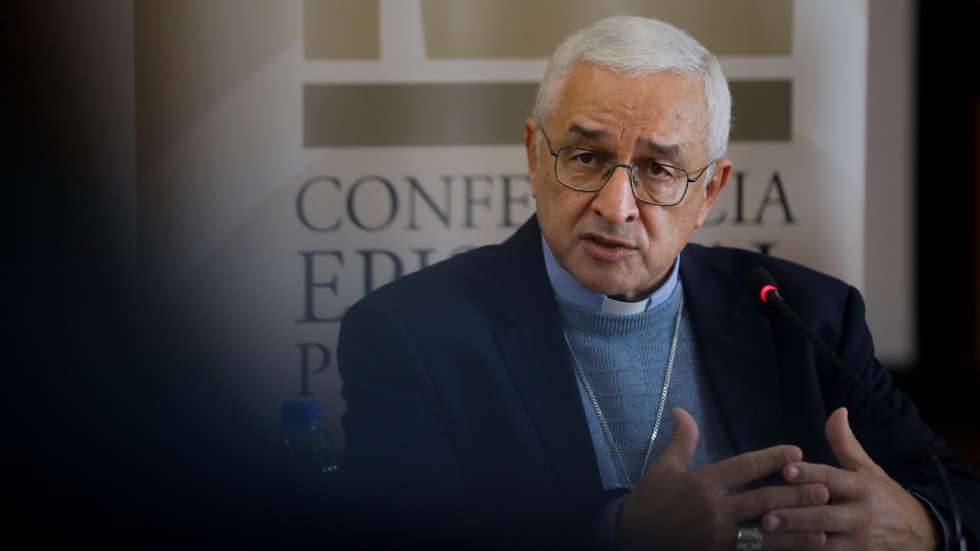 Dom José Ornelas Carvalho, presidente da Conferência Episcopal Portuguesa (CEF), participa na conferência de imprensa relativa aos trabalhos da 201.ª Assembleia Plenária da Conferência Episcopal Portuguesa que decorreu esta semana no Santuário de Fátima, 11 de novembro de  2021. PAULO CUNHA/LUSA