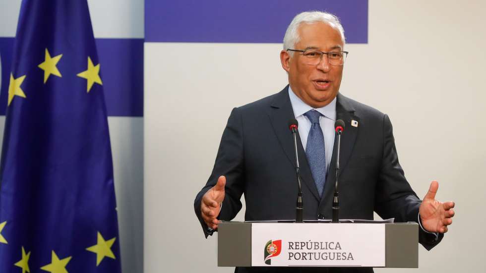 epa09849738 Portugal's Prime Minister Antonio Costa gives a joint press conference with the Spanish Prime Minister (not pictured) at the end of the second day of an European summit on Ukraine at the European Council in Brussels, Belgium, 25 March 2022.  EPA/STEPHANIE LECOCQ