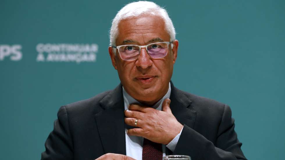 António Costa secretário-geral do Partido Socialista durante a apresentação do Orçamento do Estado 2022 aos militantes, no Auditório Municipal de Gaia, 05 de abril 2022. ESTELA SILVA/LUSA