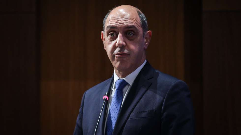 O ministro da Saúde, Manuel Pizarro, discursa durante a apresentação da Direção Executiva do Serviço Nacional de Saúde, em Lisboa, 12 de dezembro de 2022.. RODRIGO ANTUNES/LUSA