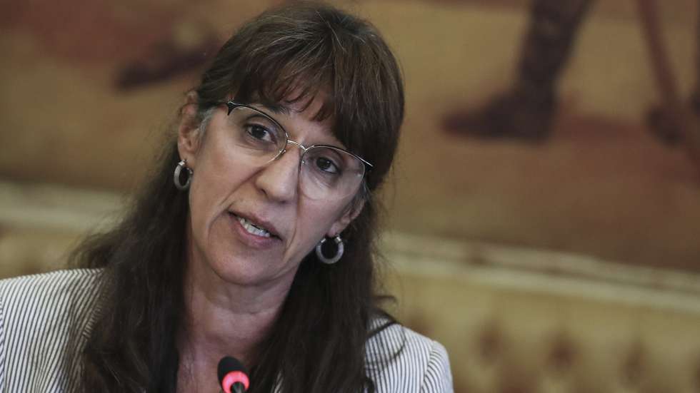 A ministra da Defesa Nacional, Helena Carreiras, durante a sua audição perante a Comissão de Defesa Nacional, na Assembleia da República, em Lisboa, 11 de outubro de 2022. ANTÓNIO COTRIM/LUSA