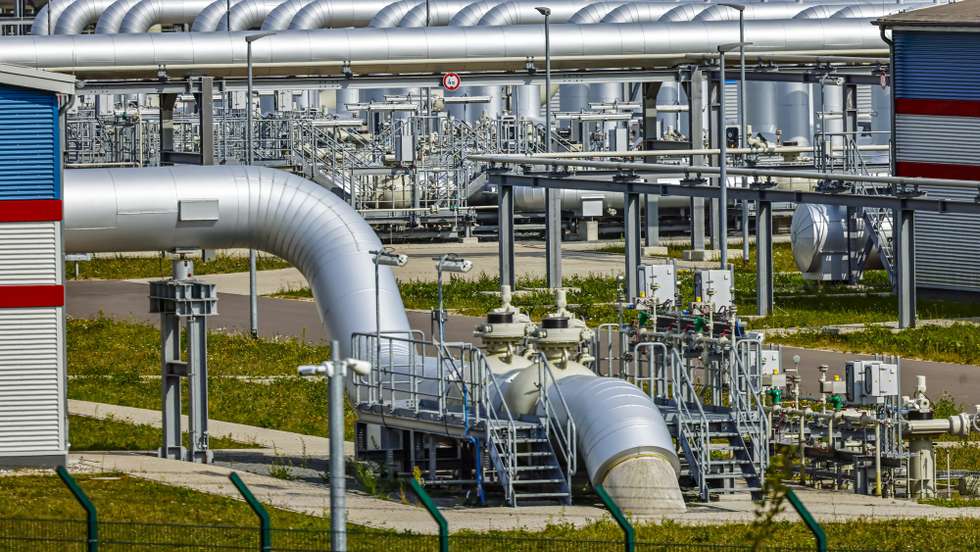 epa10167245 Pipes at the landfall facilities of the 'Nord Stream 2' gas pipeline in Lubmin, Germany, 07 September 2022. Gas supplies are being used by Russia to exert pressure on European nations in response to sanctions imposed after it invaded Ukraine. Gazprom, the Russian state-controlled gas company, closed the Nord Stream 1 pipeline from Russia to Germany.  EPA/HANNIBAL HANSCHKE