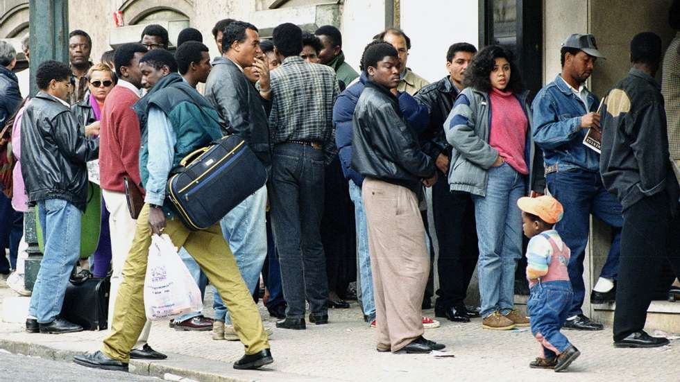 Most Portuguese want fewer immigrants and emigrants