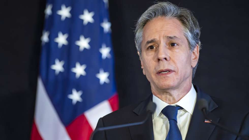 epa09699792 US Secretary of State Antony Blinken speaks during a press conference following bilateral talks with Russian Foreign Minister Sergei Lavrov on soaring tensions over Ukraine, in Geneva, Switzerland, 21 January 2022.  EPA/MARTIAL TREZZINI