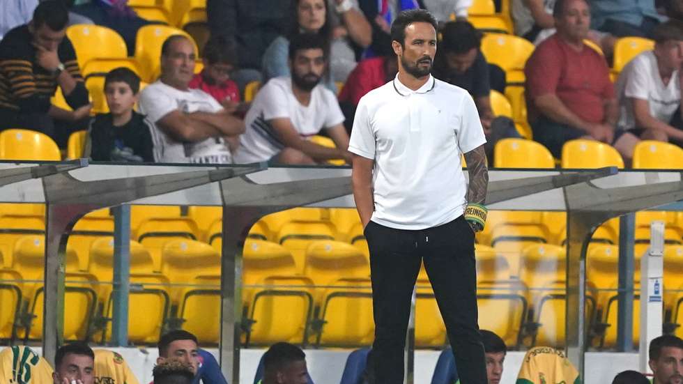 O treinador do Paços Ferreira, Cesar Peixoto, durante o jogo contra o Gil Vicente a contar para a Primeira Liga de Futebol, realizado no Estádio Cidade de Barcelos, 8 de agosto de 2022. HUGO DELGADO/LUSA