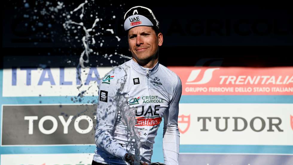 João Almeida acabou Tirreno-Adriático com quatro top 10 em etapas, o segundo lugar na classificação geral e a vitória na camisola branca da juventude