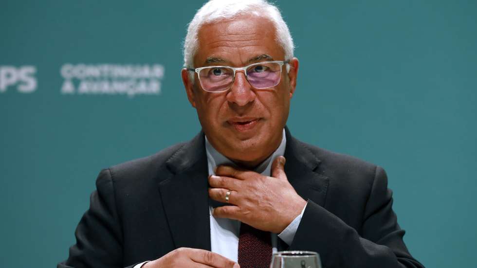 António Costa secretário-geral do Partido Socialista durante a apresentação do Orçamento do Estado 2022 aos militantes, no Auditório Municipal de Gaia, 05 de abril 2022. ESTELA SILVA/LUSA