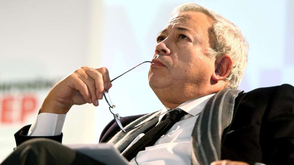 Com periodicidade trimestral, preço fixado em 10 euros e "modelo à antiga, de revista em papel", a Crítica XXI foi lançada oficialmente na quarta-feira, em Lisboa, com uma contracapa que serve de declaração de princípios