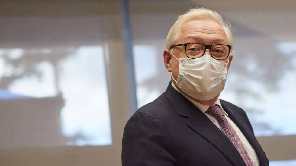 epa09676791 Russian deputy foreign minister Sergei Ryabkov arrives for security talks with US Deputy Secretary of State Wendy Sherman (not pictured) at the United States Mission in Geneva, Switzerland, 10 January 2022.  EPA/DENIS BALIBOUSE / POOL