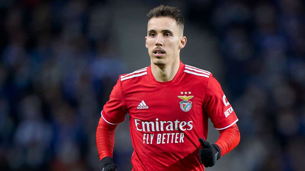 Grimaldo foi o jogador do Benfica que deu a cara depois da derrota e pediu desculpa aos adeptos pelo resultado