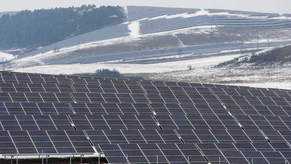 epa09018512 The solar park of Heliosys Hungary Group is seen near Matraverebely, Hungary, on the day of its inauguration, 17 February 2021. The solar panels lie on a territory of 50 hectares and their 20 MW capacity covers the electricity needs of 11 thousand families through 25 years. The solar park is the 117th photovoltaic power plant of Heliosys Hungary, owned by Slovakian investors, in Hungary.  EPA/Peter Komka HUNGARY OUT