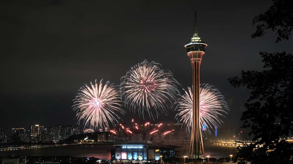 31.º Concurso Internacional de Fogo-de-Artifício de Macau que terminou hoje com a participação da Austrália, Suíça, Áustria, Rússia, Filipinas, Japão, China, Portugal, Reino Unido e Alemanha, em Macau, China, 11 de outubro de 2023. GONÇALO LOBO PINHEIRO/LUSA