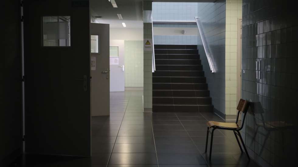 Uma aplicação para telemóvel, tapetes higienizados, intervalos de meia hora e uma sala de aula por turma são medidas de combate à covid-19 na Escola Básica e Secundária de Canelas (Gaia/Porto) para o ano letivo que arranca na próxima semana, Vila Nova de Gaia, 10 de setembro de 2020. (ACOMPANHA TEXTO DE 11/09/2020) JOSÉ COELHO/LUSA