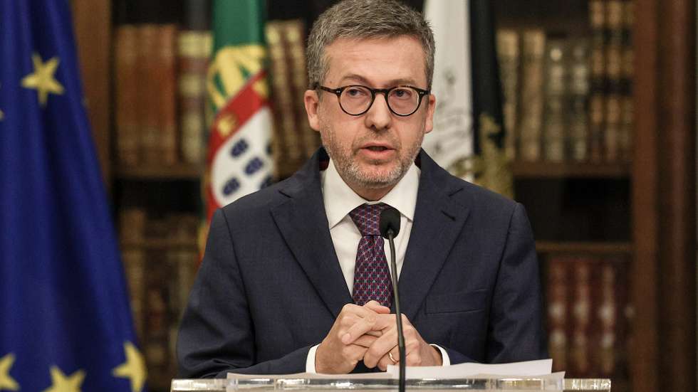 O presidente da Câmara Municipal de Lisboa (CML), Carlos Moedas, intervém na cerimónia de apresentação da Carta Municipal de Habitação de Lisboa, que decorreu nos Paços de Concelho da Câmara Municipal de Lisboa, 23 de fevereiro de 2023. ANTÓNIO COTRIM/LUSA