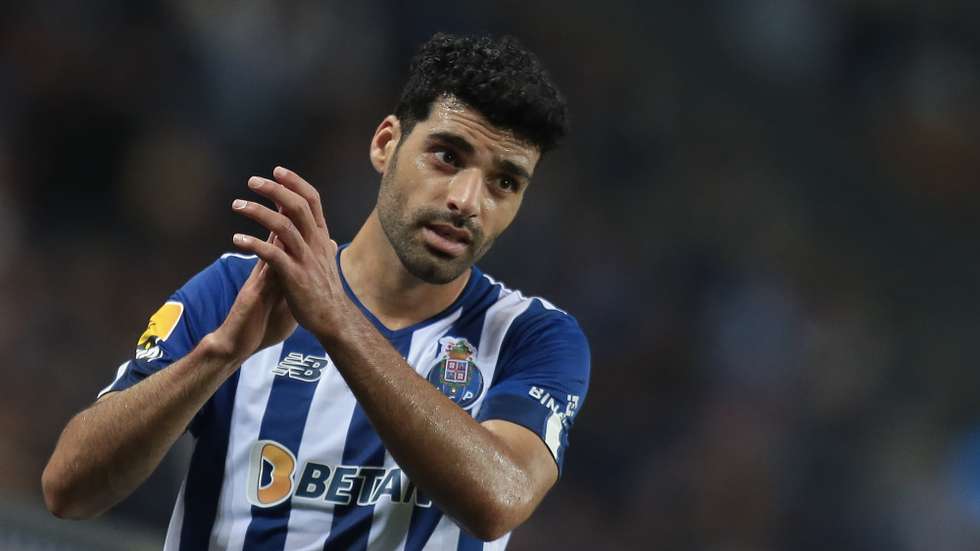 FC Porto's Mehdi Taremi reacts during the Portuguese First League soccer match, FC Porto vs Pacos Ferreira, at Dragao stadium in Porto, Portugal, 05 November 2022. MANUEL FERNANDO ARAUJO/LUSA