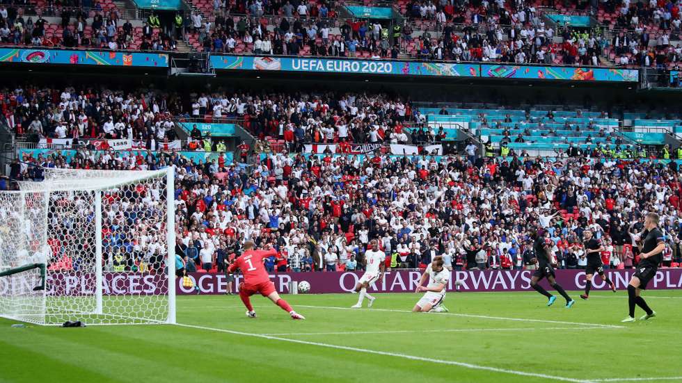 Inglaterra eliminou a Alemanha de novo em Wembley, vai jogar os quartos em Roma e pode depois voltar a solo britânico