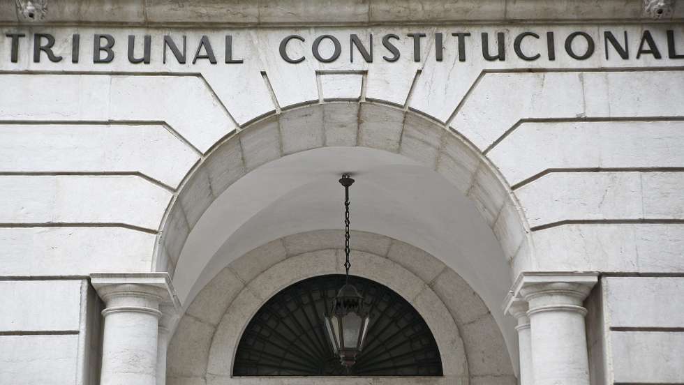 O bastonário da Ordem dos Advogados falou sobre a necessidade de respeito à Constituição na investigação criminal sobre a "lei dos metadados"