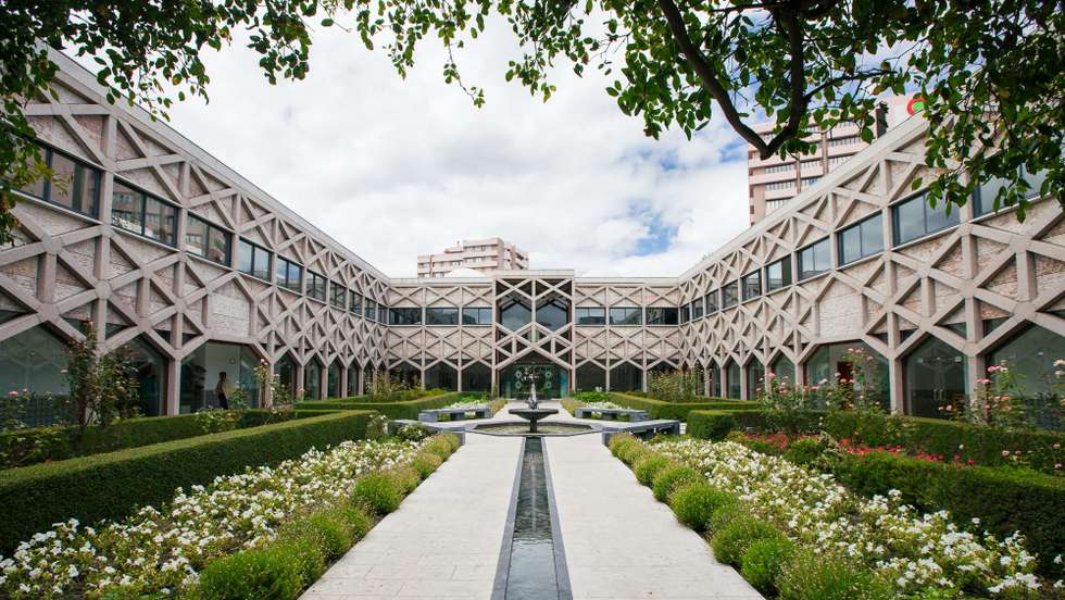O Centro Ismaili, em Lisboa, onde ocorreu o ataque