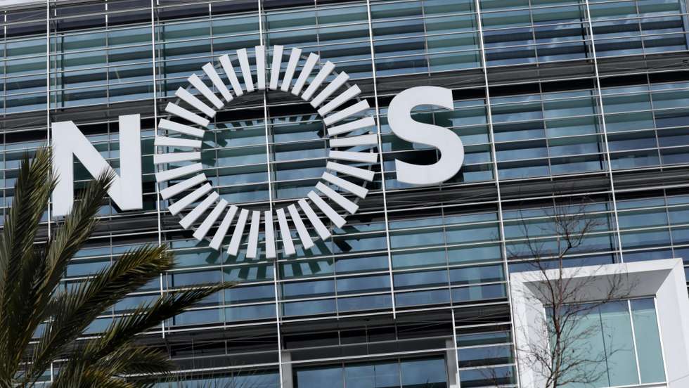 A NOS, é um grupo de comunicações e entretenimento português, resultante da fusão, em 2013, de duas das maiores empresas de comunicações do país: a ZON Multimédia e a OPTIMUS, Lisboa, 12 de março de 2018