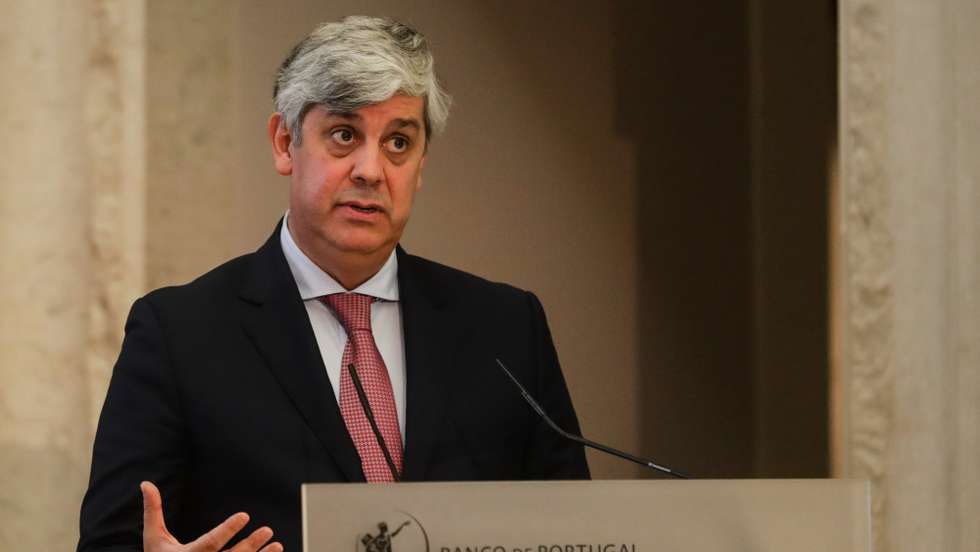 O governador do Banco de Portugal, Mário Centeno, intervém durante a apresentação do Boletim Económico de dezembro, que inclui projeções para a evolução da economia portuguesa no período 2020 a 2023, na sede em Lisboa, 14 de dezembro de 2020. TIAGO PETINGA/POOL/LUSA