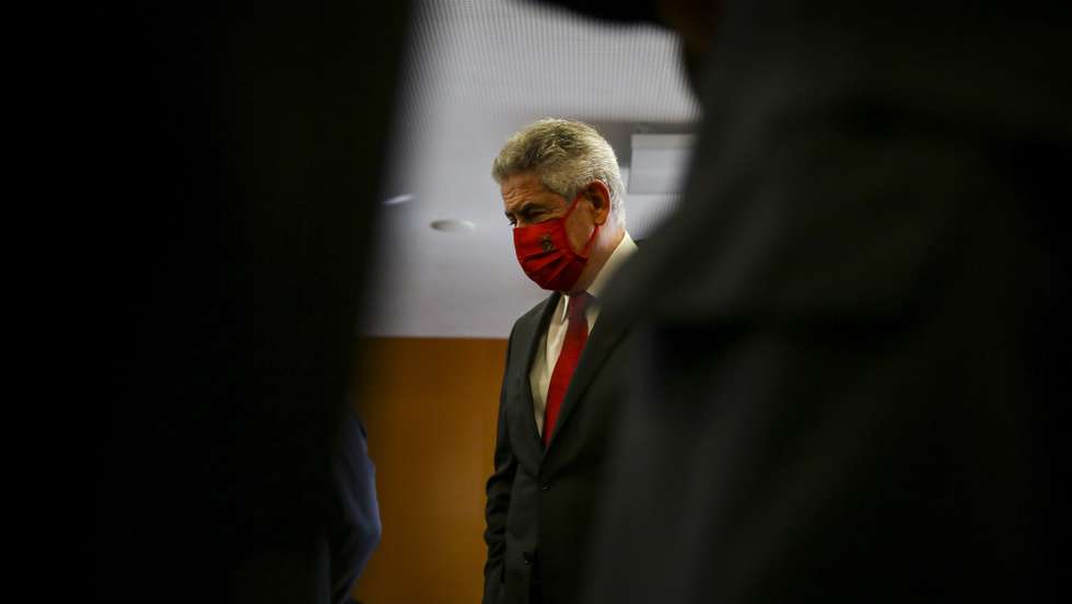 O candidato e atual presidente do Benfica, Luís Filipe Vieira, durante a apresentação da lista dos candidatos aos órgãos sociais do Benfica, em Lisboa, 16 de outubro de 2020. NUNO FOX/LUSA