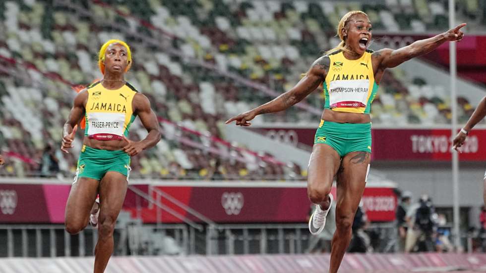 Elaine Thompson-Herah ganhou a medalha de ouro com 10,61 depois de Shelly-Ann Fraser-Pryce ter feito em junho 10,63