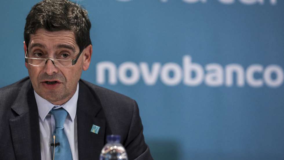 O presidente executivo do Novo Banco, António Ramalho, durante a conferência de imprensa para a apresentação dos resultados de 2021 em Lisboa, 09 de março de 2022. ANTÓNIO COTRIM/LUSA