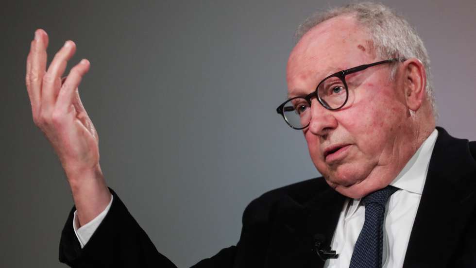 O ex-ministro da Saúde, António Fernando Correia de Campos, em entrevista à agência Lusa a propósito dos 60 anos da crise académica que abalou Salazar, e se assinalam na quinta-feira, Dia Mundial do Estudante, em Lisboa, 17 de março de 2022. TIAGO PETINGA/LUSA